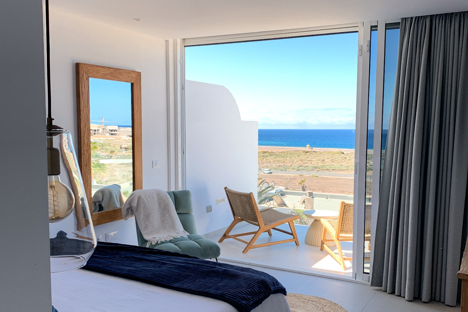 Habitación de Lava Azul Beach House en El Médano