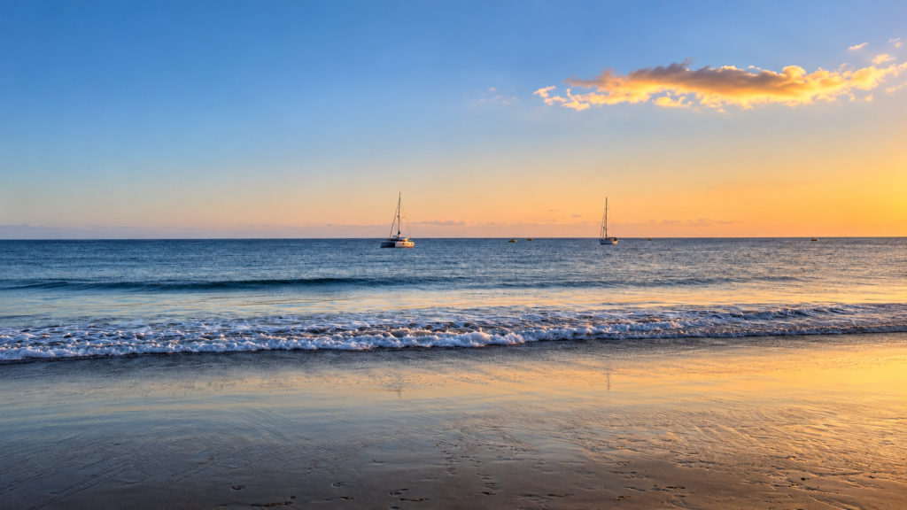 Atardecer en la Playa de La Tejita, cerca de El Médano