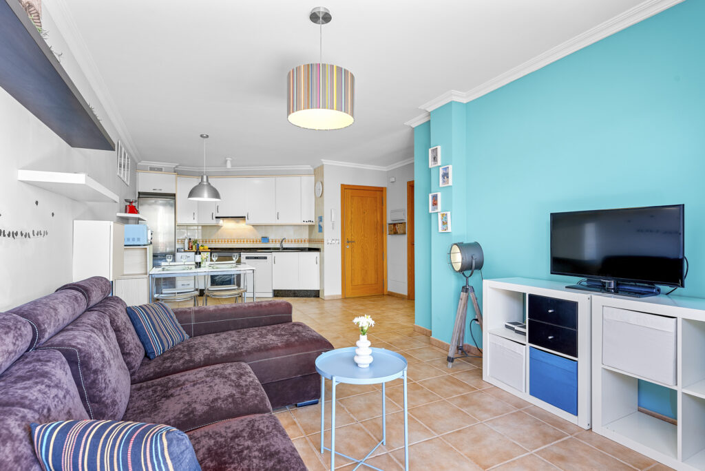 Flamboyant Sus Apartment · Jardín y piscina en La Tejita – 8