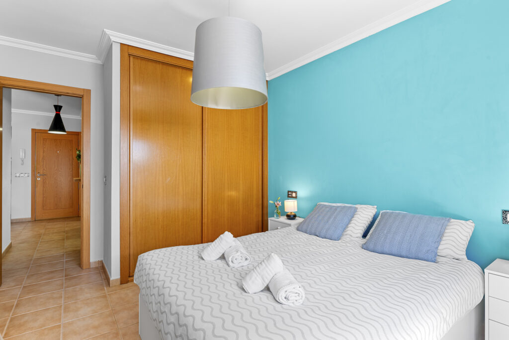 Flamboyant Sus Apartment · Jardín y piscina en La Tejita – 20