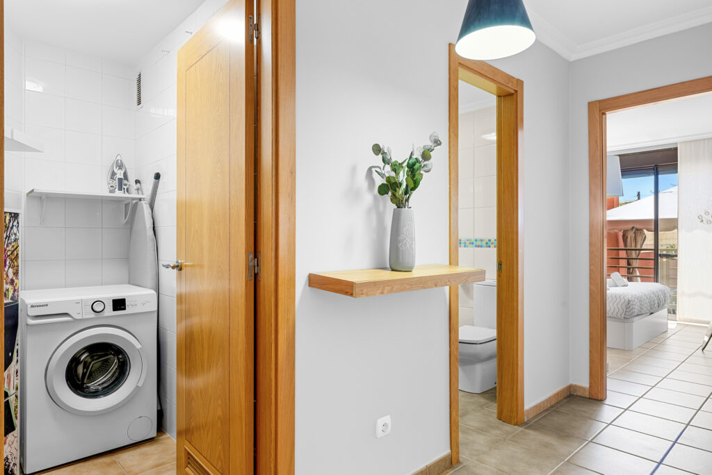 Flamboyant Sus Apartment · Jardín y piscina en La Tejita – 27