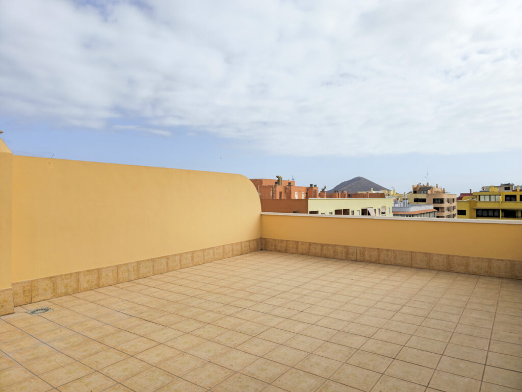 Galicia Rooftop · Ático con azotea privada en El Médano – 5