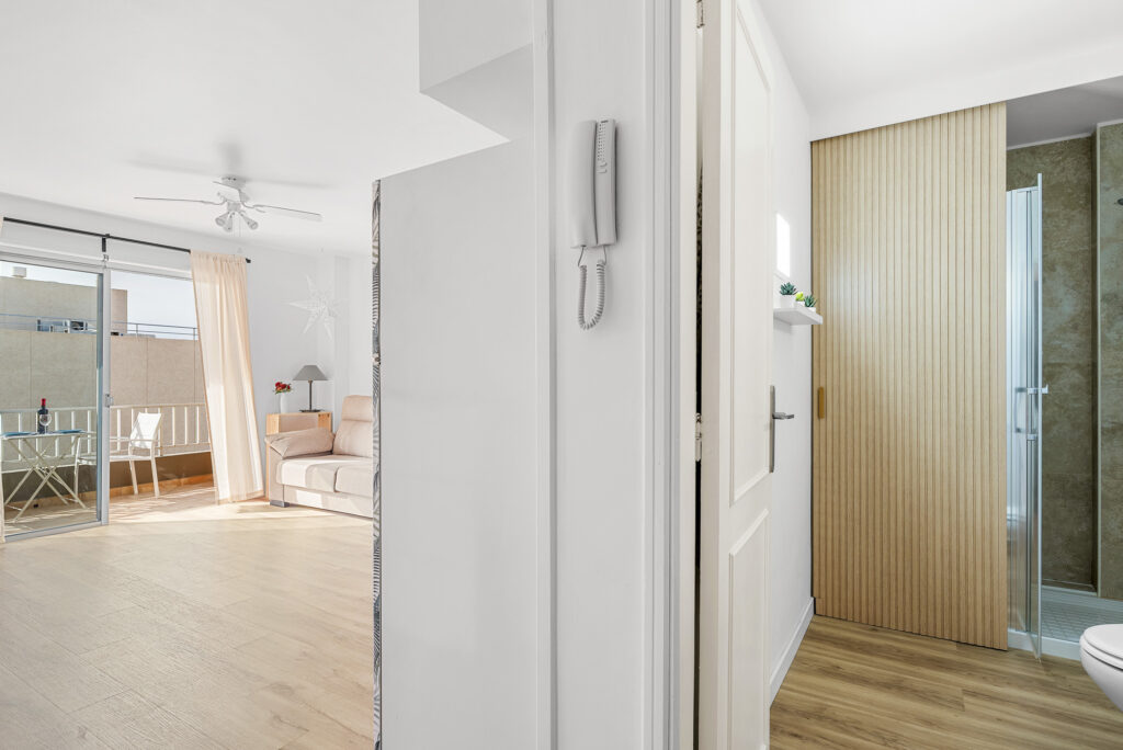 Halley’s Balcony · Apartamento renovado con balcón en El Médano – 19