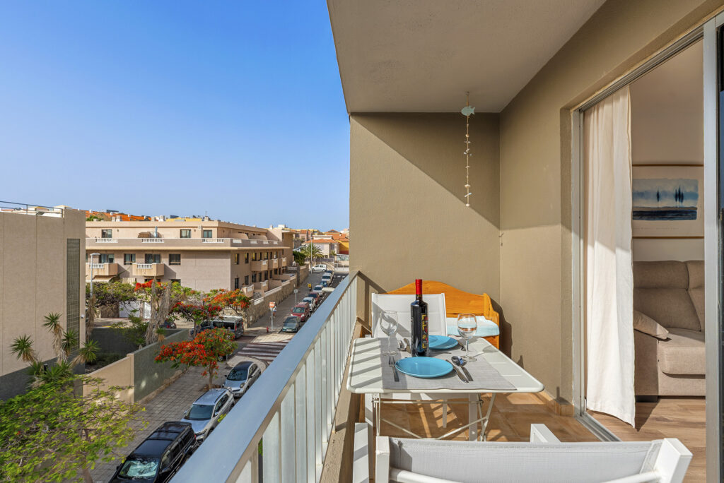 Halley’s Balcony · Apartamento renovado con balcón en El Médano – 24