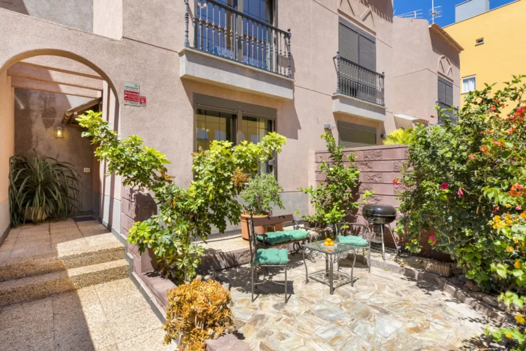 Las Dunas Townhouse · Adosado con jardín y garaje