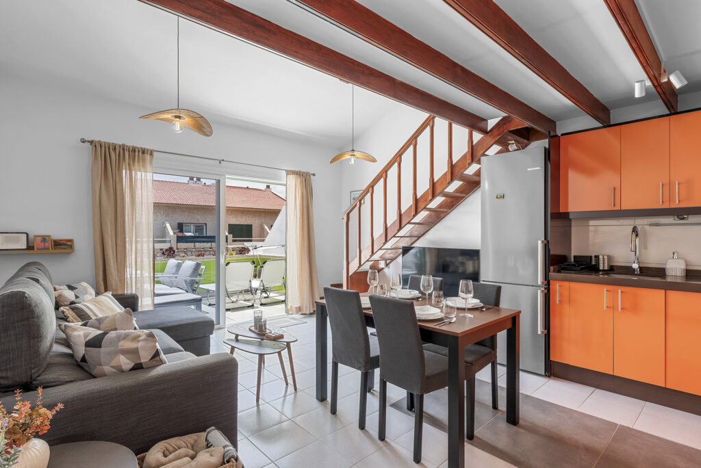 Loft 26 Family & Work Sunset Hub · Dúplex con terraza – 10