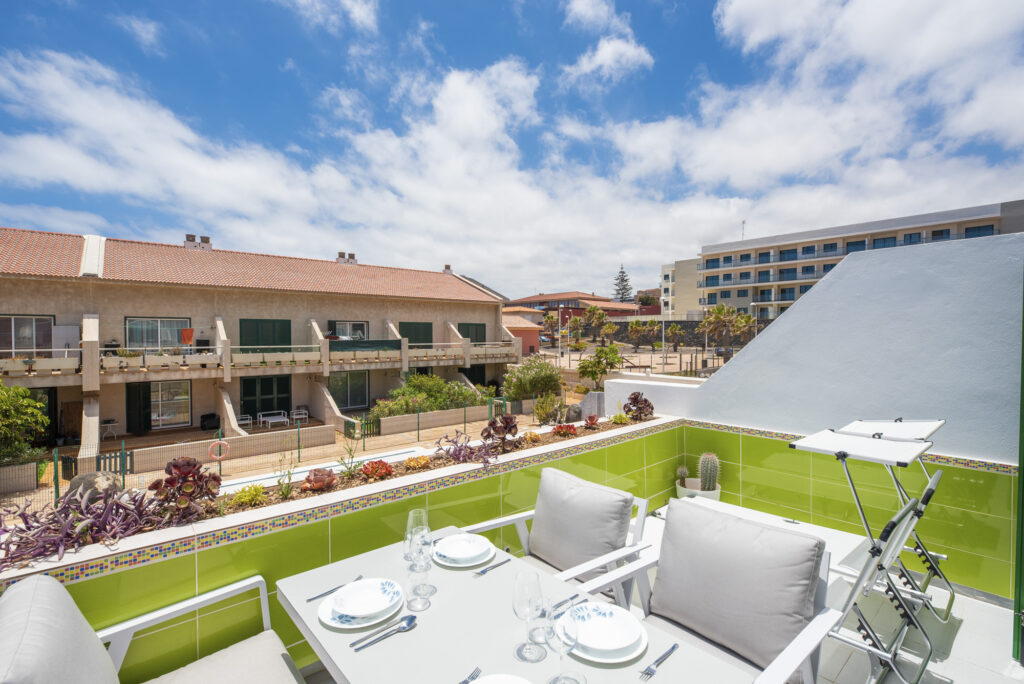 Loft 26 Family & Work Sunset Hub · Dúplex con terraza – 30