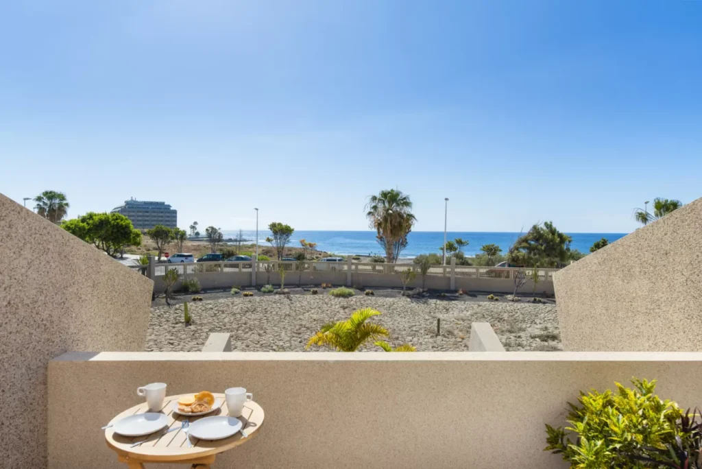 Ocean Breeze · Adosado con vistas al Atlántico – 18