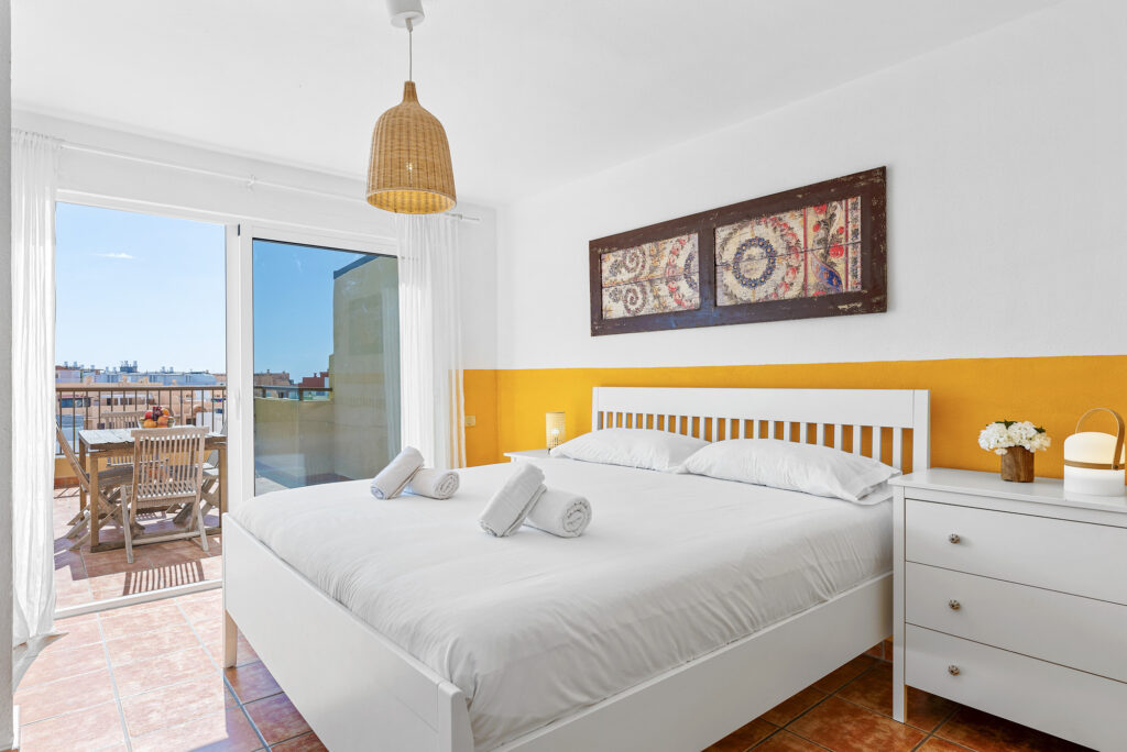 Oceanview Penthouse · Ático con terraza y vistas al mar – 5