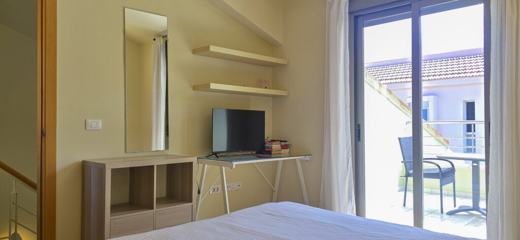 Patios del Sur · Vivienda con dos terrazas en El Médano – 28