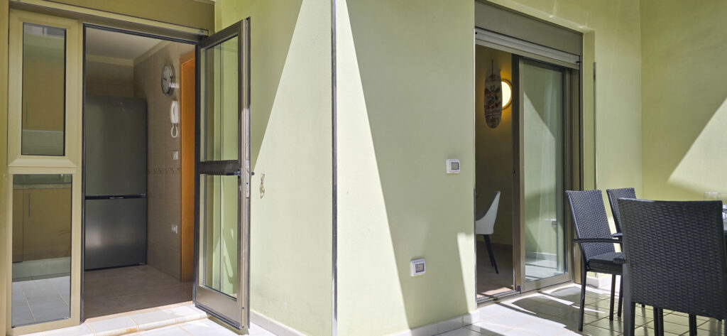 Patios del Sur · Vivienda con dos terrazas en El Médano – 50